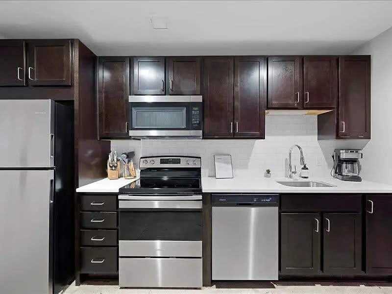 Cozysuites Roomy 1Br, Downtown ピッツバーグ 米国
