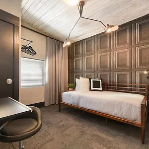 Holiday home The Ridgway - 2 Apts In 1 - Great Privacy, Beautiful Space, Pittsburgh
